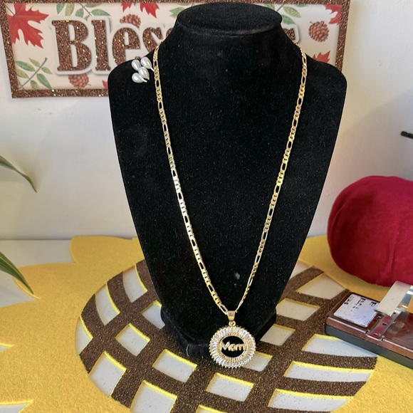 Jewelry - Cadena 14 k Gold Plated de mom